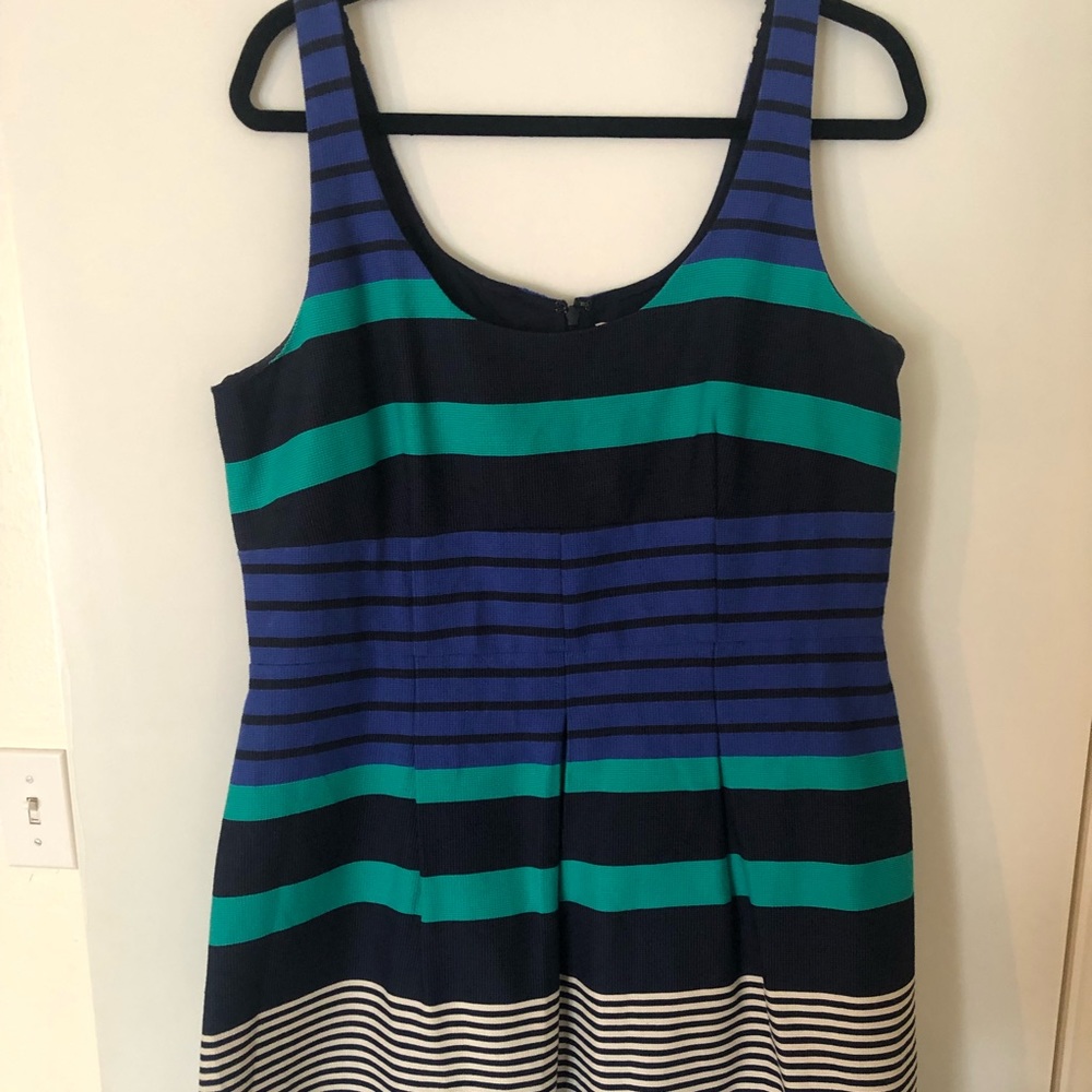 Cute Ann Taylor Loft dress size 12.